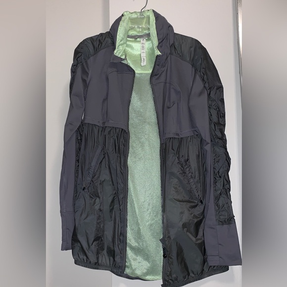 Lulu lemon Jacket - Picture 2 of 6